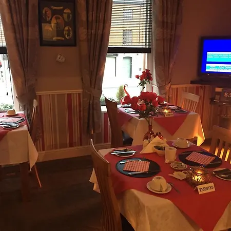 Creedons Traditional Irish Welcome 3* Cork