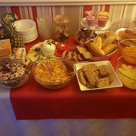 Creedons Traditional Irish Welcome 3*