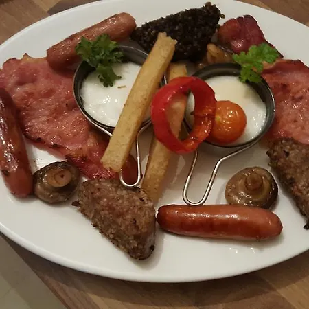 Creedons Traditional Irish Welcome