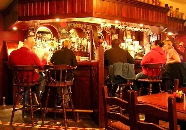 Creedons Traditional Irish Welcome